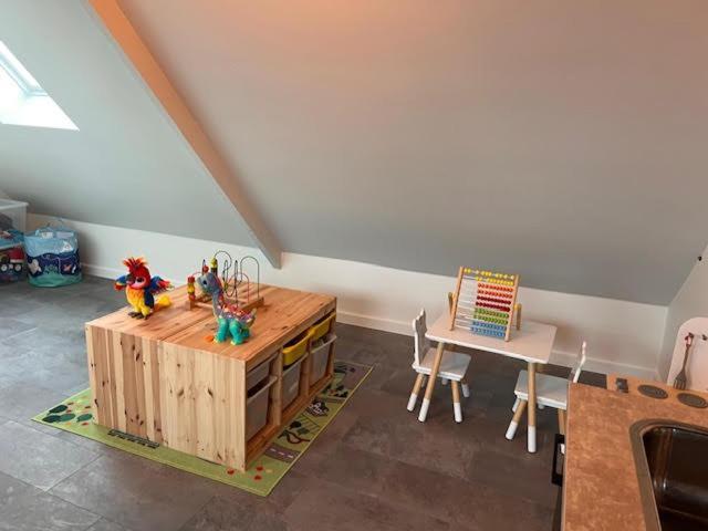 Family 'marieo' With Game And Outdoor Facilities Apartment